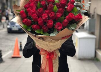 Fatih Nöbetçi çiçekçi